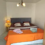 Casa Do Carvoeiro Holiday home