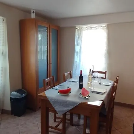 Casa Do Carvoeiro Tatil Evi Fundão
